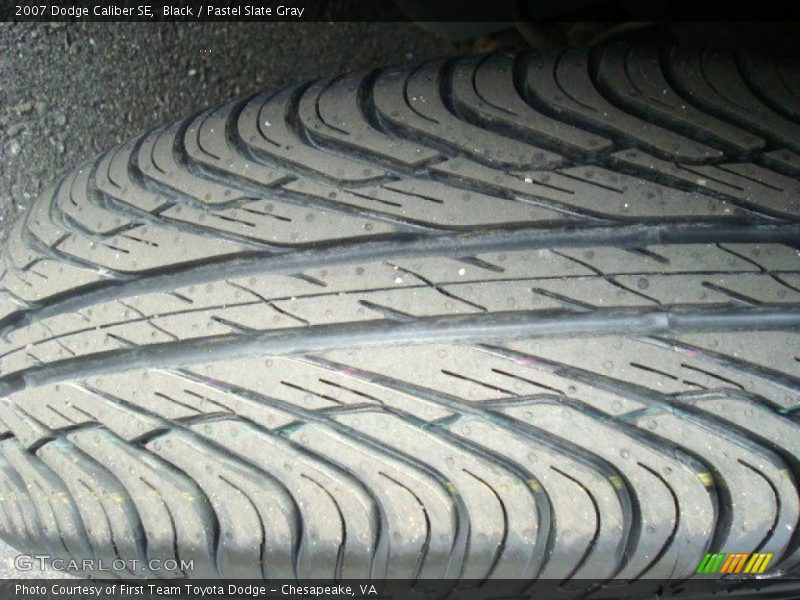 Black / Pastel Slate Gray 2007 Dodge Caliber SE