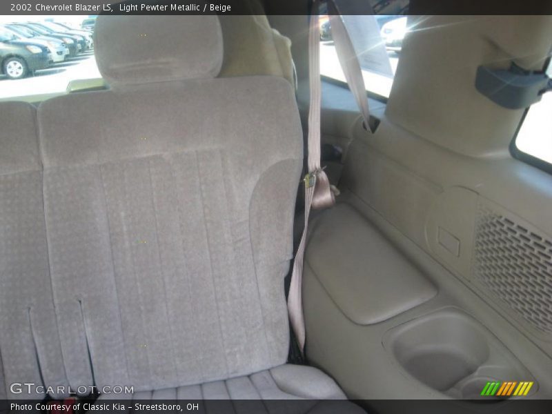 Light Pewter Metallic / Beige 2002 Chevrolet Blazer LS