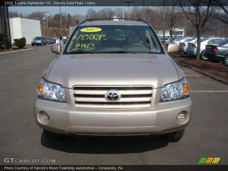 Sonora Gold Pearl / Ivory 2005 Toyota Highlander V6