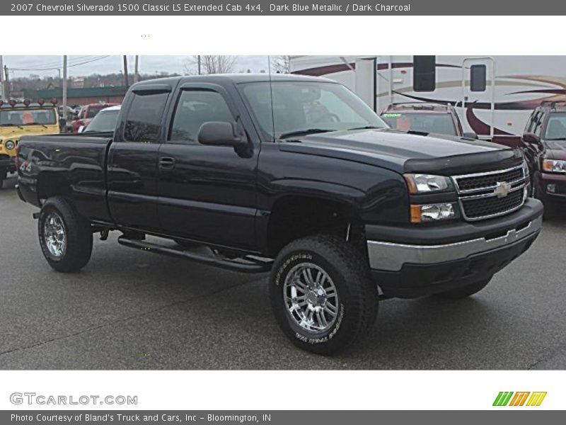 Dark Blue Metallic / Dark Charcoal 2007 Chevrolet Silverado 1500 Classic LS Extended Cab 4x4
