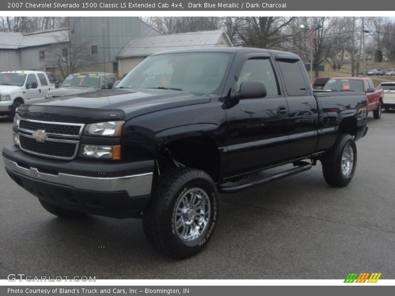 Dark Blue Metallic / Dark Charcoal 2007 Chevrolet Silverado 1500 Classic LS Extended Cab 4x4
