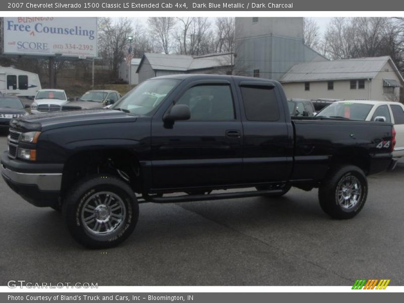 Dark Blue Metallic / Dark Charcoal 2007 Chevrolet Silverado 1500 Classic LS Extended Cab 4x4