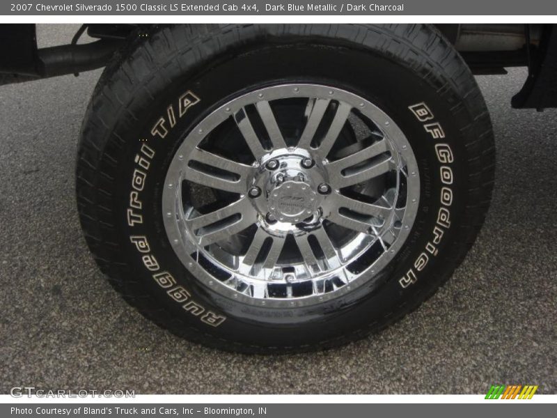 Dark Blue Metallic / Dark Charcoal 2007 Chevrolet Silverado 1500 Classic LS Extended Cab 4x4