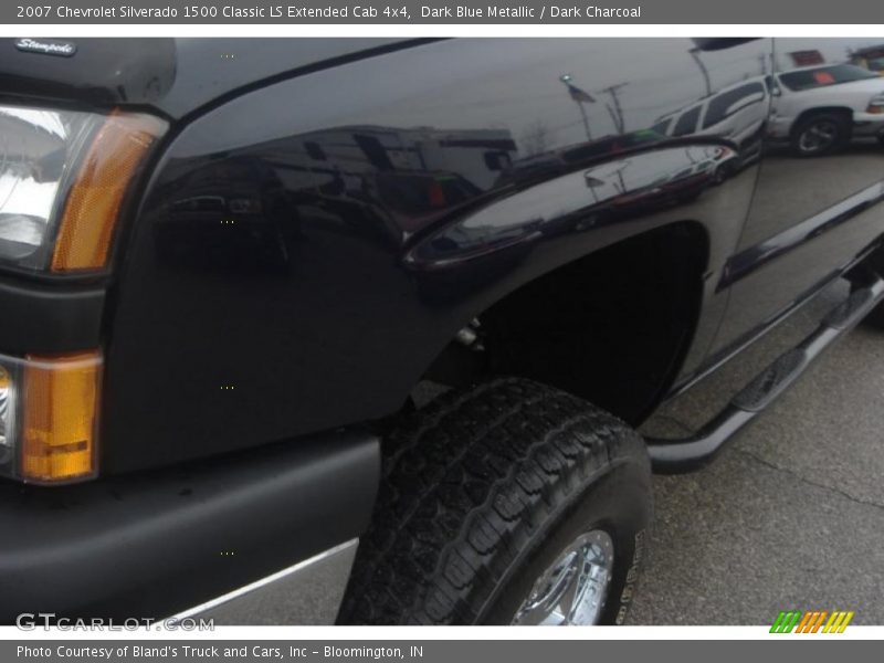 Dark Blue Metallic / Dark Charcoal 2007 Chevrolet Silverado 1500 Classic LS Extended Cab 4x4