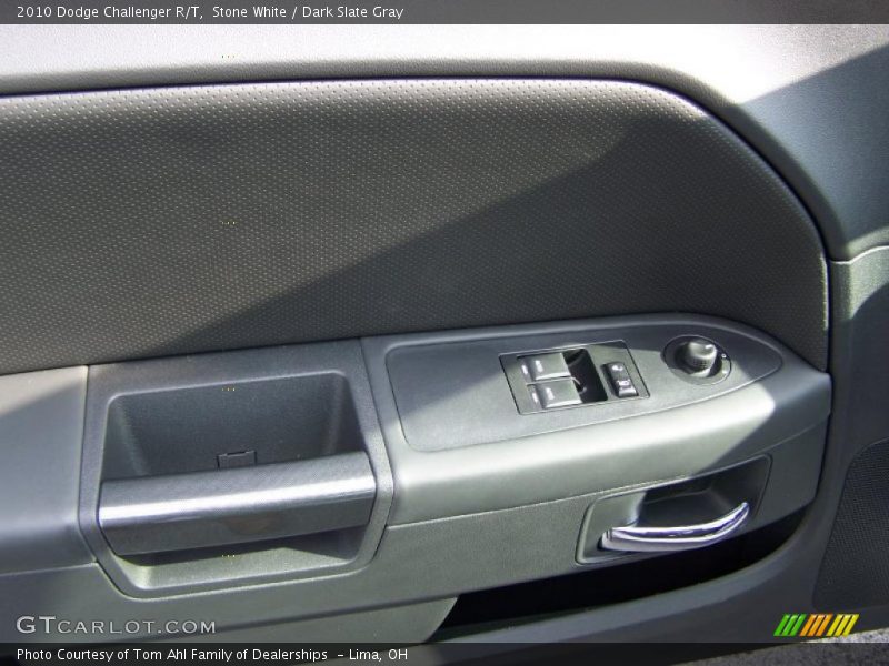 Stone White / Dark Slate Gray 2010 Dodge Challenger R/T