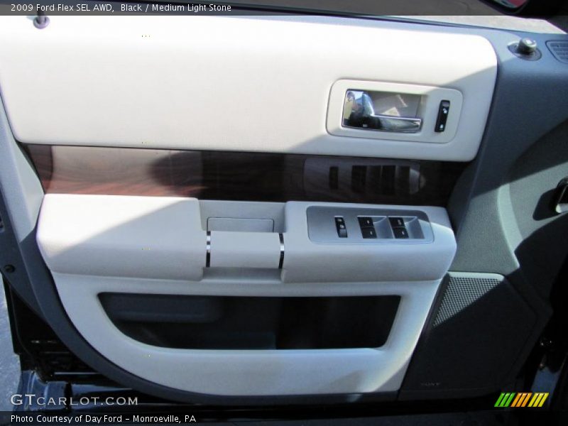 Black / Medium Light Stone 2009 Ford Flex SEL AWD