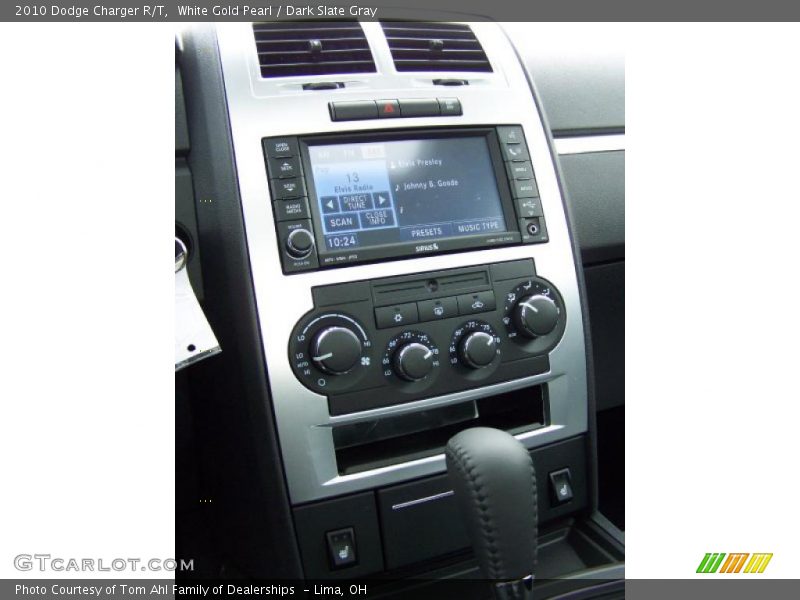 White Gold Pearl / Dark Slate Gray 2010 Dodge Charger R/T