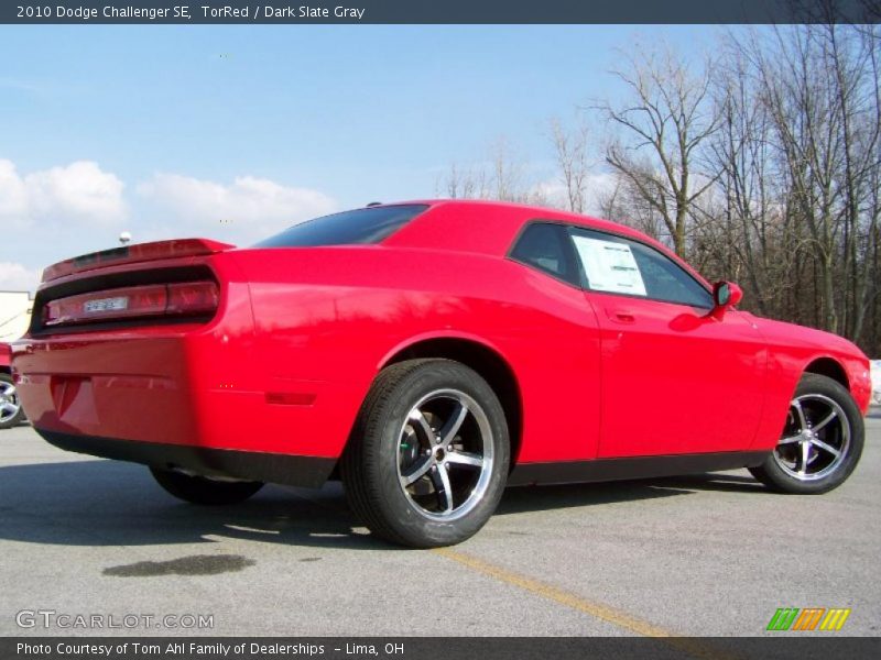 TorRed / Dark Slate Gray 2010 Dodge Challenger SE