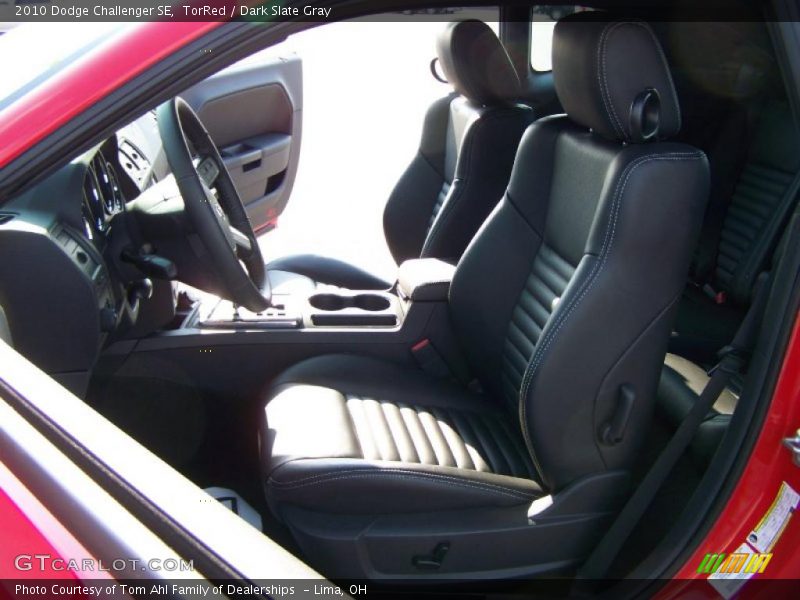 TorRed / Dark Slate Gray 2010 Dodge Challenger SE
