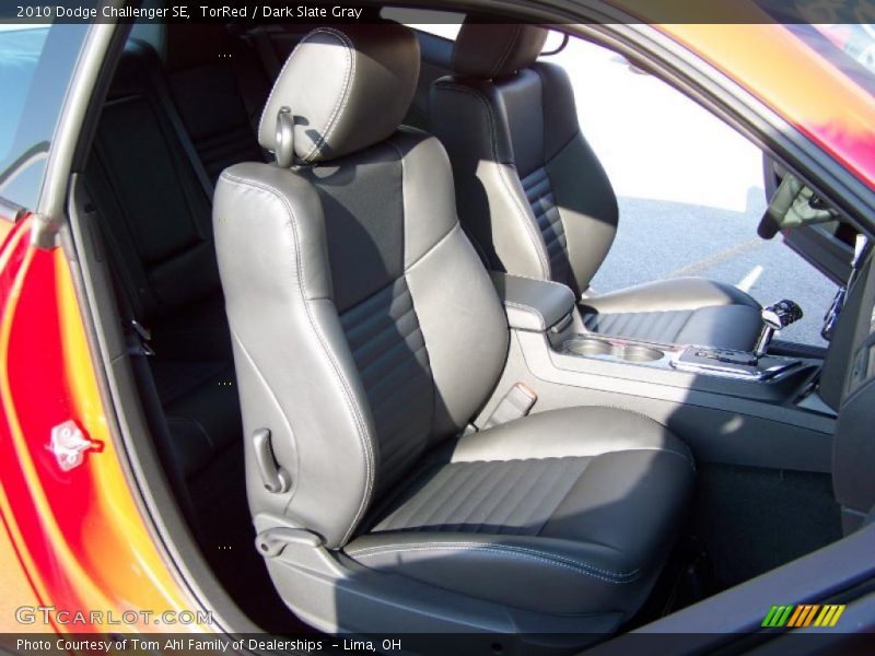 TorRed / Dark Slate Gray 2010 Dodge Challenger SE