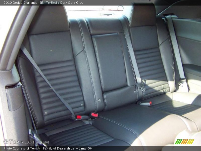 TorRed / Dark Slate Gray 2010 Dodge Challenger SE