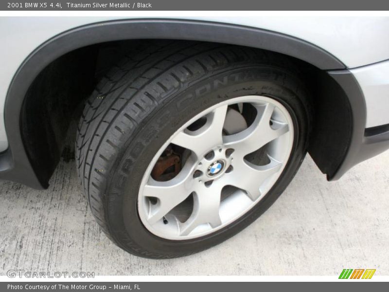 Titanium Silver Metallic / Black 2001 BMW X5 4.4i