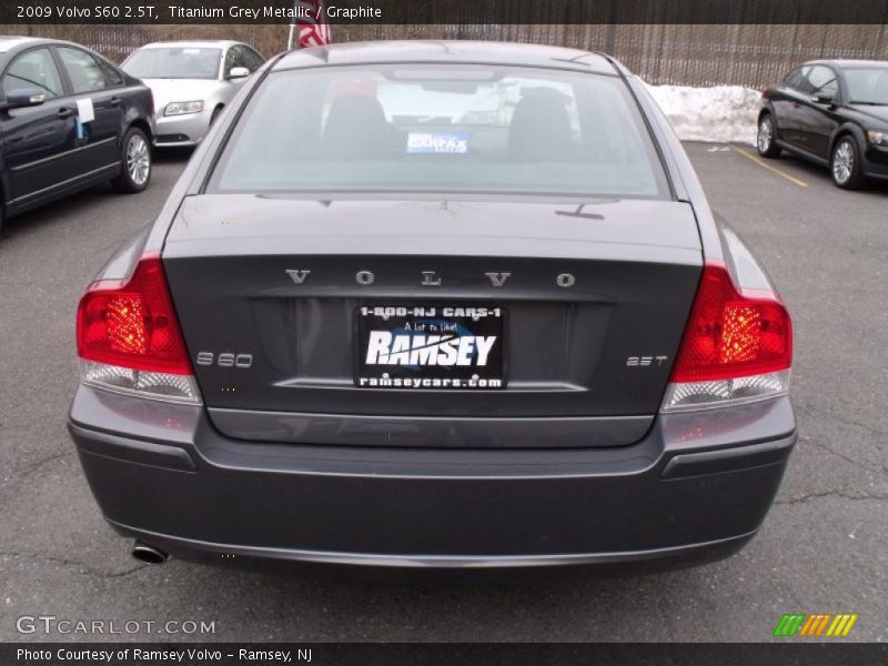 Titanium Grey Metallic / Graphite 2009 Volvo S60 2.5T