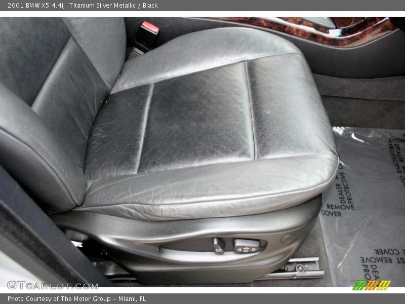 Titanium Silver Metallic / Black 2001 BMW X5 4.4i