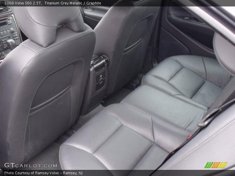 Titanium Grey Metallic / Graphite 2009 Volvo S60 2.5T