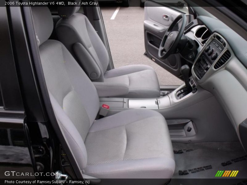 Black / Ash Gray 2006 Toyota Highlander V6 4WD
