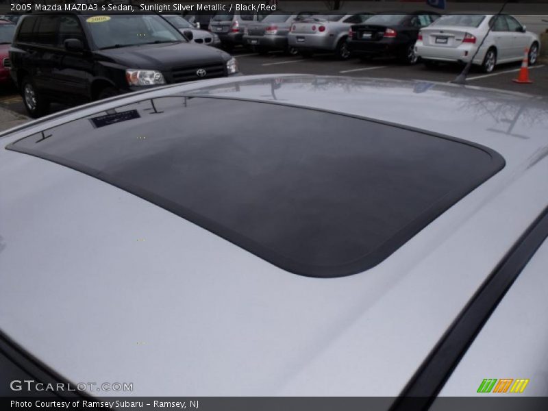 Sunlight Silver Metallic / Black/Red 2005 Mazda MAZDA3 s Sedan