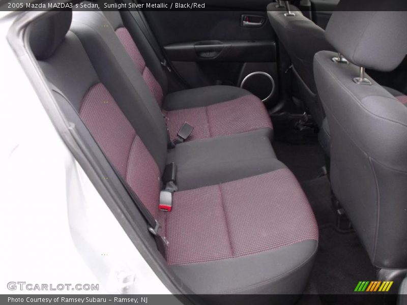 Sunlight Silver Metallic / Black/Red 2005 Mazda MAZDA3 s Sedan