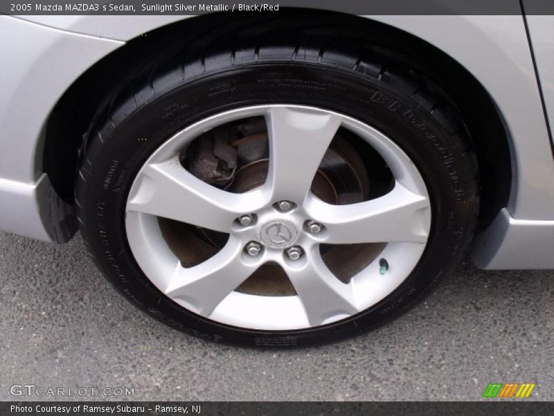 Sunlight Silver Metallic / Black/Red 2005 Mazda MAZDA3 s Sedan