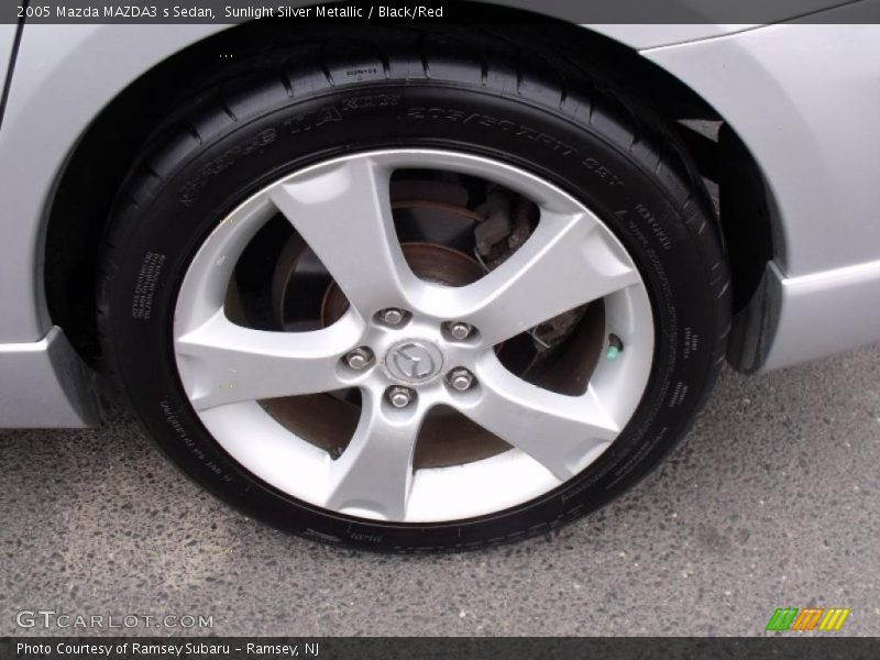 Sunlight Silver Metallic / Black/Red 2005 Mazda MAZDA3 s Sedan