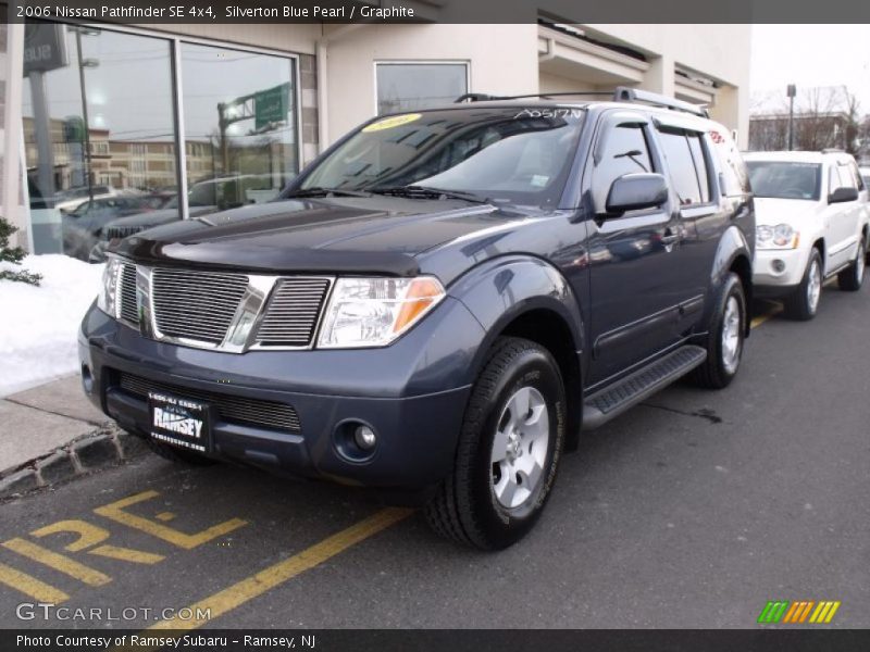 Silverton Blue Pearl / Graphite 2006 Nissan Pathfinder SE 4x4