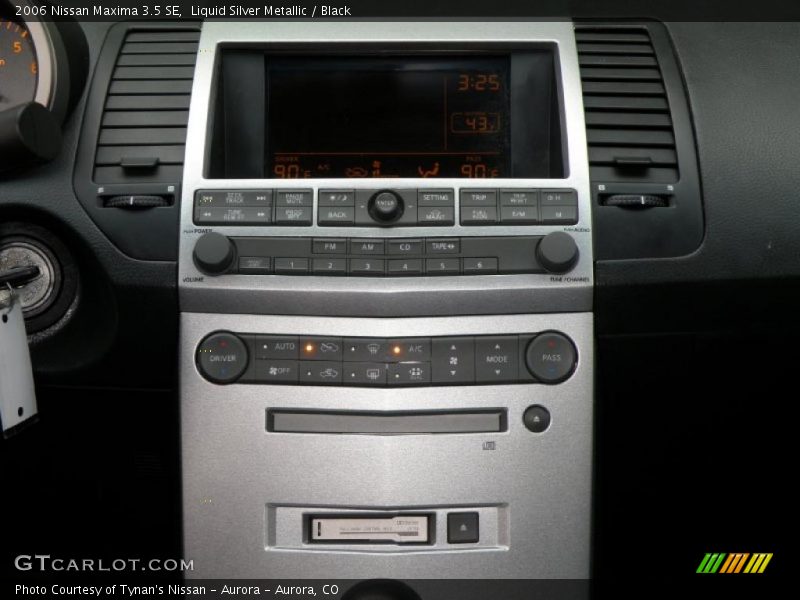 Liquid Silver Metallic / Black 2006 Nissan Maxima 3.5 SE