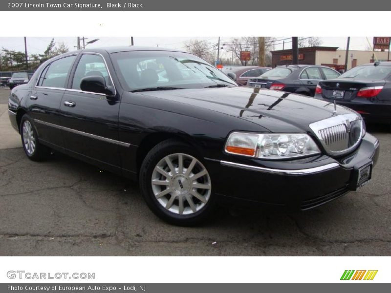 Black / Black 2007 Lincoln Town Car Signature