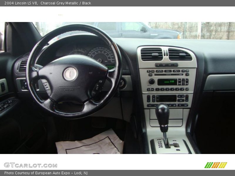 Charcoal Grey Metallic / Black 2004 Lincoln LS V8