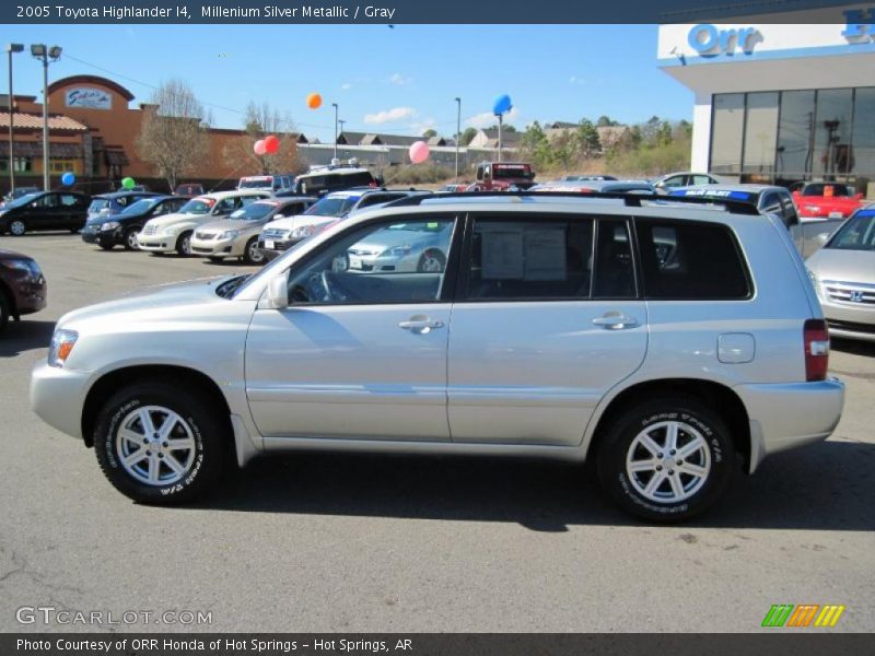 Millenium Silver Metallic / Gray 2005 Toyota Highlander I4