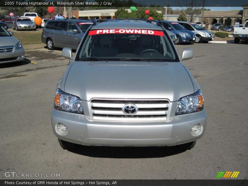 Millenium Silver Metallic / Gray 2005 Toyota Highlander I4
