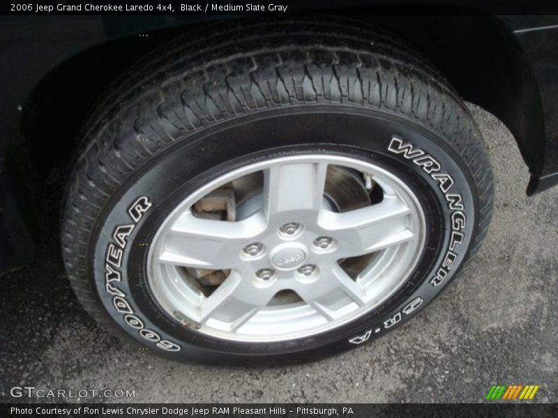 Black / Medium Slate Gray 2006 Jeep Grand Cherokee Laredo 4x4
