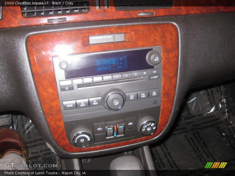 Black / Gray 2009 Chevrolet Impala LT