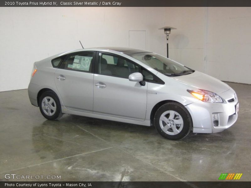 Classic Silver Metallic / Dark Gray 2010 Toyota Prius Hybrid IV