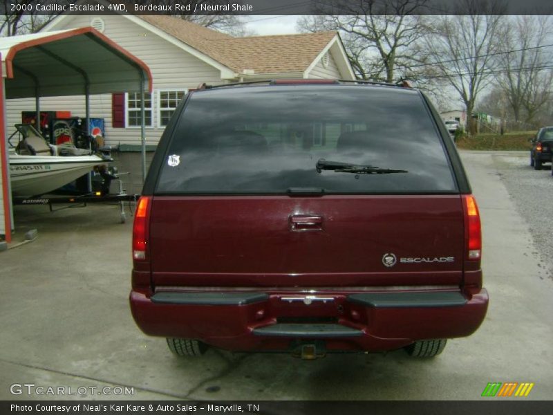 Bordeaux Red / Neutral Shale 2000 Cadillac Escalade 4WD