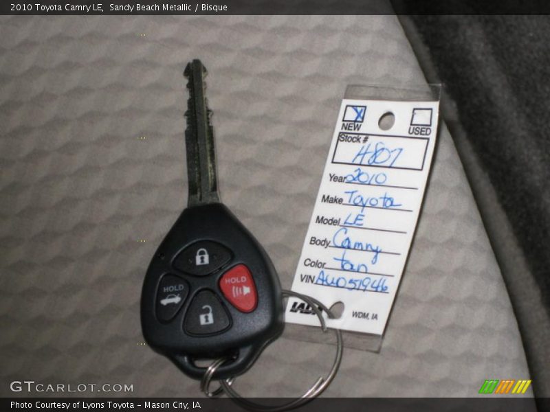 Sandy Beach Metallic / Bisque 2010 Toyota Camry LE