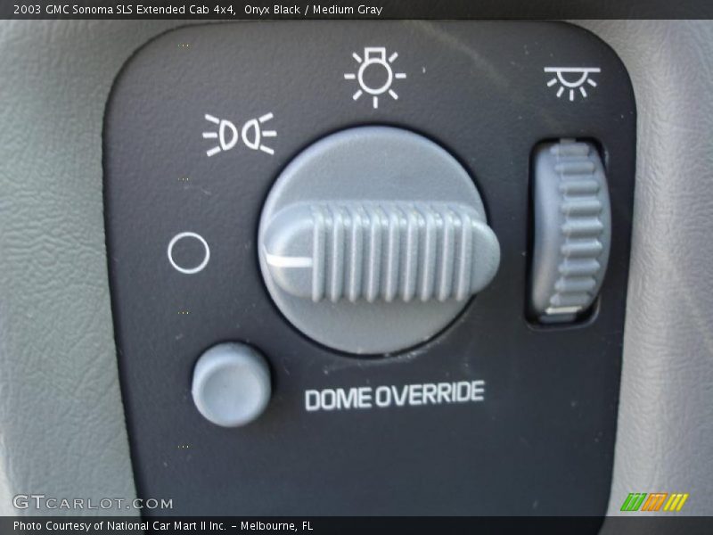 Onyx Black / Medium Gray 2003 GMC Sonoma SLS Extended Cab 4x4
