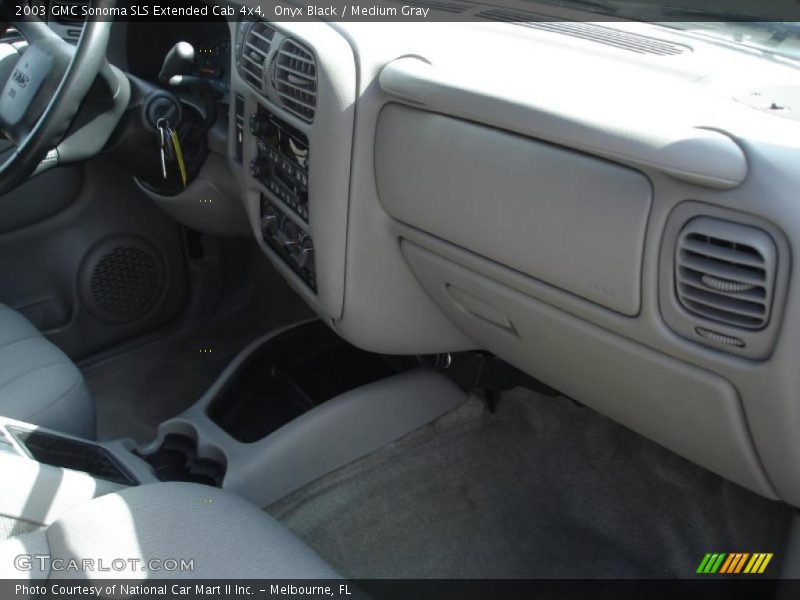 Onyx Black / Medium Gray 2003 GMC Sonoma SLS Extended Cab 4x4