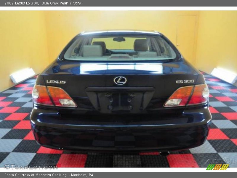 Blue Onyx Pearl / Ivory 2002 Lexus ES 300