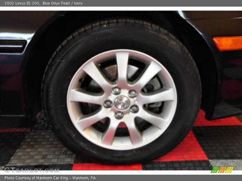 Blue Onyx Pearl / Ivory 2002 Lexus ES 300