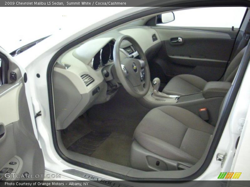 Summit White / Cocoa/Cashmere 2009 Chevrolet Malibu LS Sedan