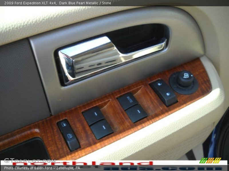 Dark Blue Pearl Metallic / Stone 2009 Ford Expedition XLT 4x4