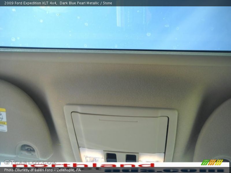 Dark Blue Pearl Metallic / Stone 2009 Ford Expedition XLT 4x4