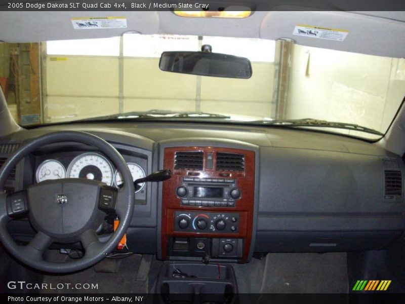 Black / Medium Slate Gray 2005 Dodge Dakota SLT Quad Cab 4x4