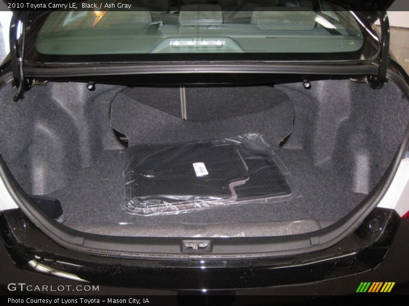 Black / Ash Gray 2010 Toyota Camry LE