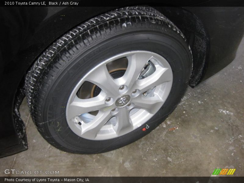 Black / Ash Gray 2010 Toyota Camry LE