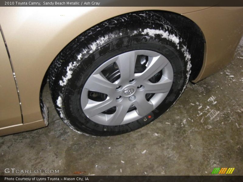 Sandy Beach Metallic / Ash Gray 2010 Toyota Camry