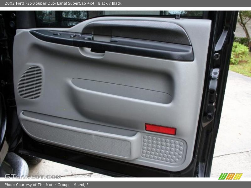 Black / Black 2003 Ford F350 Super Duty Lariat SuperCab 4x4