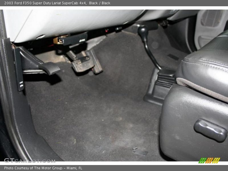 Black / Black 2003 Ford F350 Super Duty Lariat SuperCab 4x4