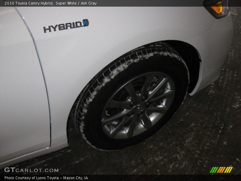 Super White / Ash Gray 2010 Toyota Camry Hybrid