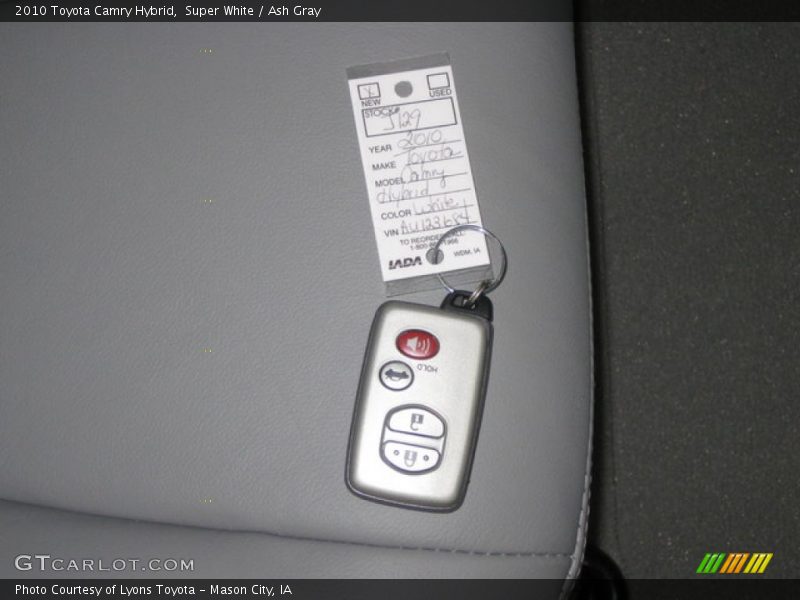 Super White / Ash Gray 2010 Toyota Camry Hybrid